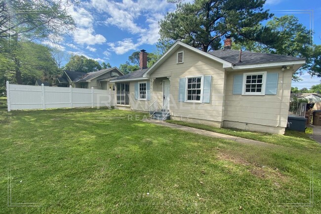 Foto del edificio - **Coming Soon** 2 Bedroom 1 Bath House in ...