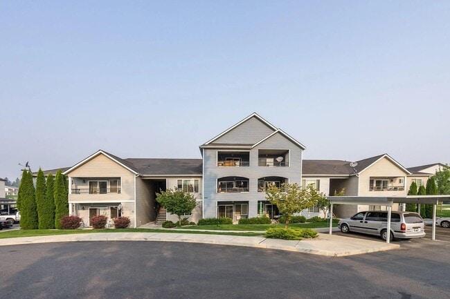 Foto del edificio - Spacious 3 Bed 2 Bath Condo