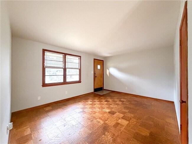 Foto del edificio - 5301 E David Langan Dr