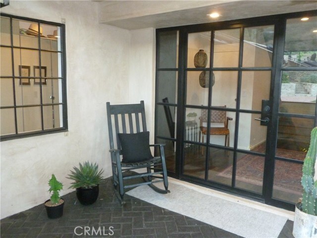 Building Photo - 1094 Acanto Pl