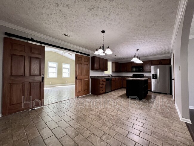 Foto del edificio - 9735 Hawkdale Ln