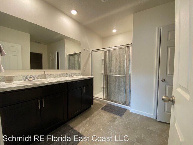 Building Photo - 4 br, 2 bath House - 980 De Groodt Rd. SW