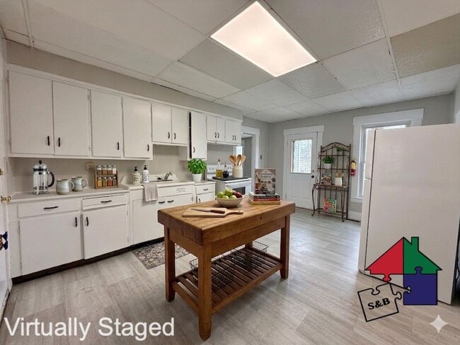 Photo - 23 Branch St Apartment