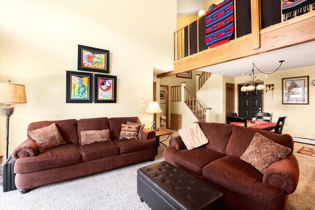 Building Photo - Silverthorne Condo – Winter Seasonal Lease...