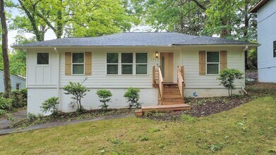 Building Photo - 1346 Wichita Dr SW