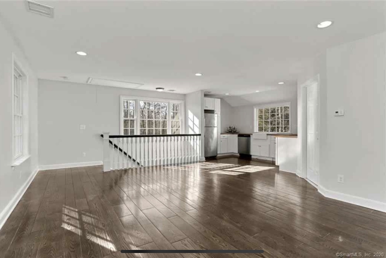 Foto principal - 33 Evergreen Hill Rd
