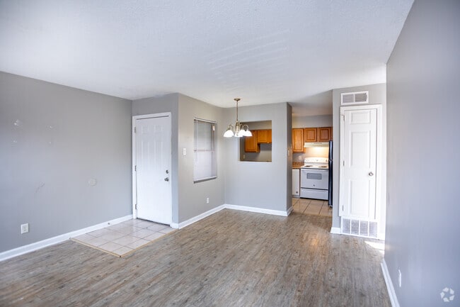 Open Layouts - Riverbend Apartments