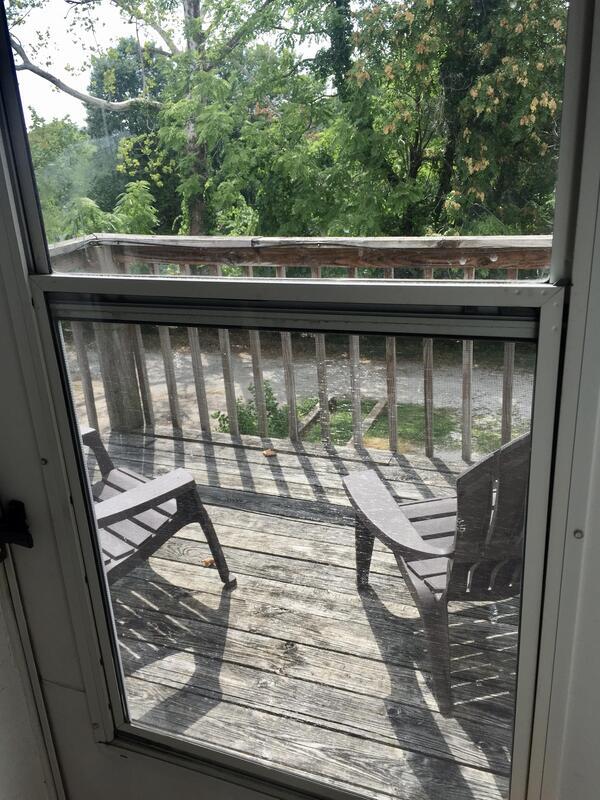 Foto del edificio - 1525 McCausland Ave