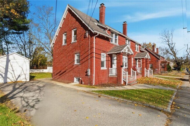 Foto del edificio - 63 N Broadway