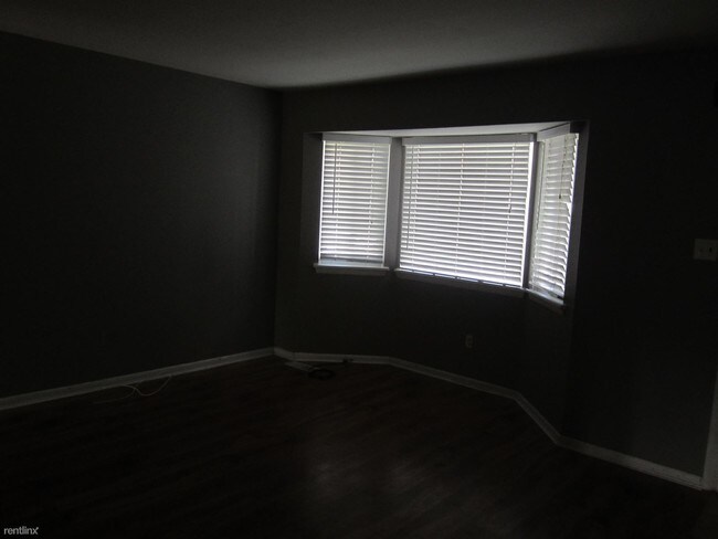 Foto del edificio - 6 Woodland Ave