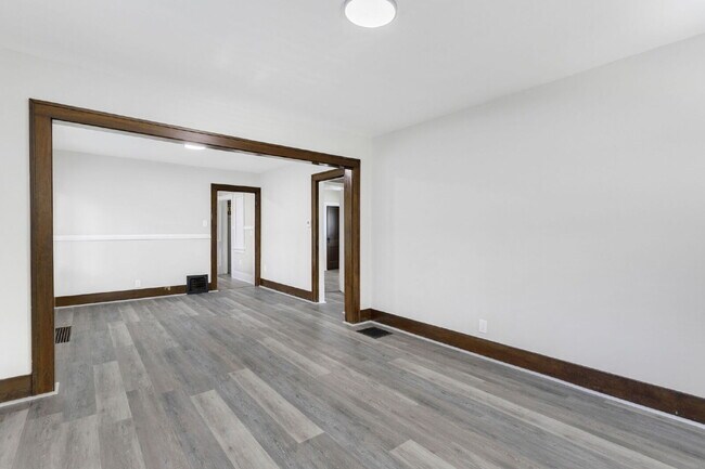 Foto del edificio - 737 S 30th St
