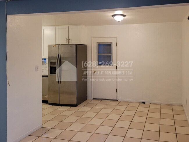 Foto del edificio - 7791 Shadyglade Ln