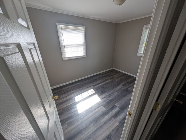 Building Photo - 1402 Bernice Ave 2BR/1BA (Middletown)