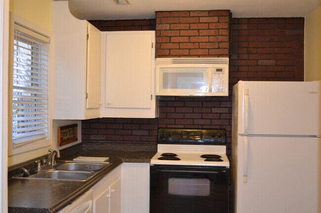 Electric stove and built-in microwave - 4 Moultrie Ct