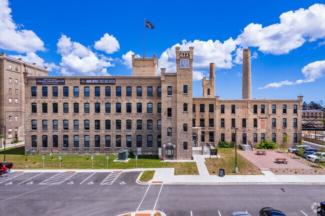 El Guillermo - The Williams