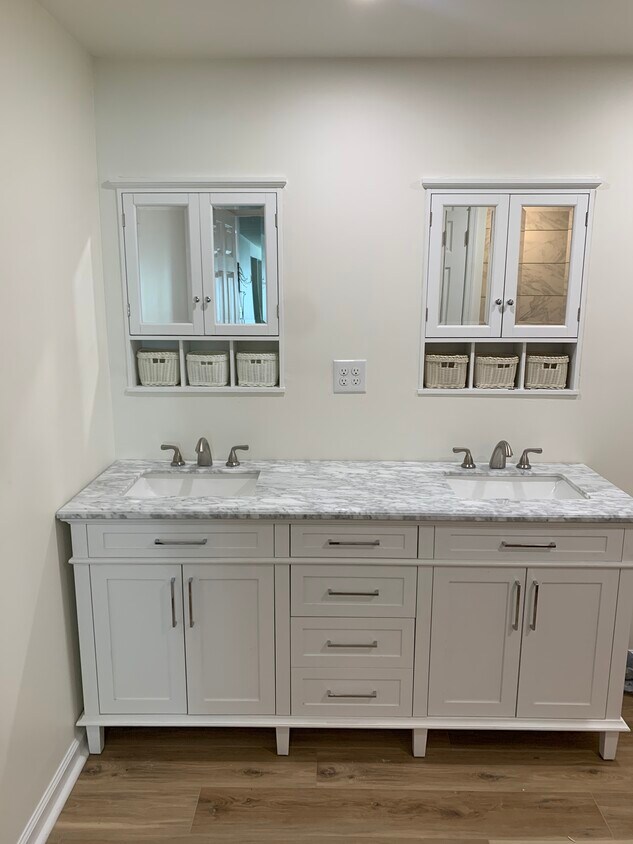 2247 Union Mills Rd, Troy, VA 22974 House Rental in Troy, VA