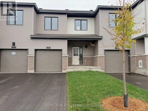 Building Photo - 109 Tonic Cres