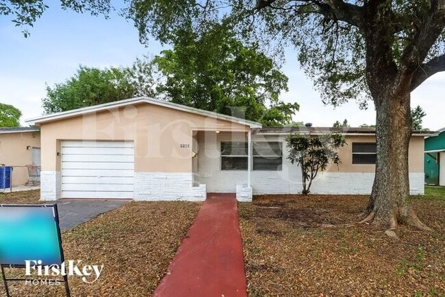 Building Photo - 4180 NW 34th Way