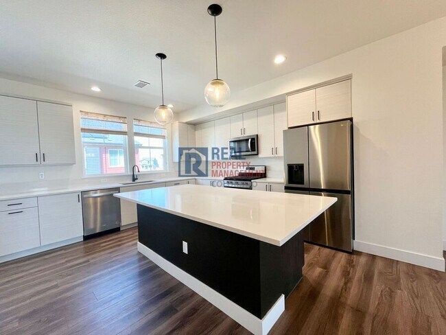 Foto del edificio - 10334 Milwaukee Cir