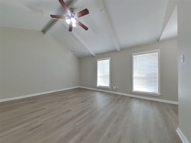 Building Photo - 10406 Kirkwren Dr