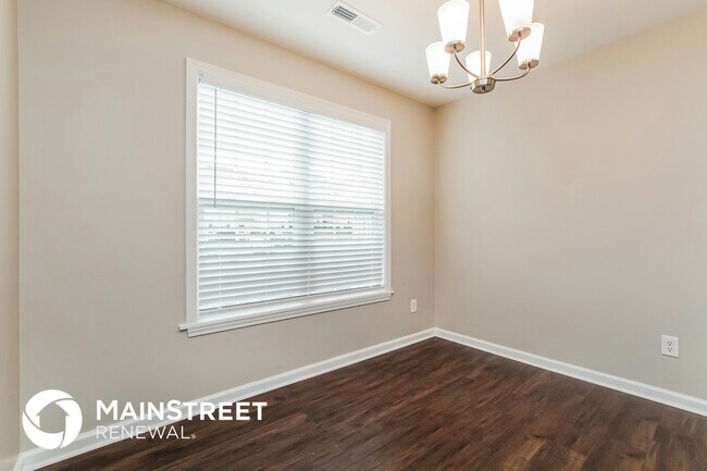 Foto del edificio - 405 Whitehall Ct