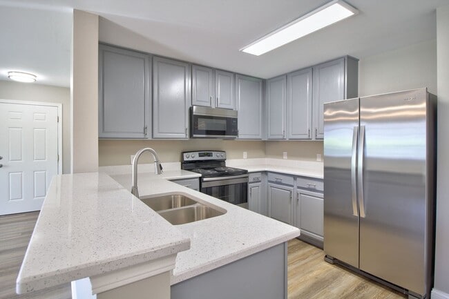 Building Photo - 226 Bertram Dr