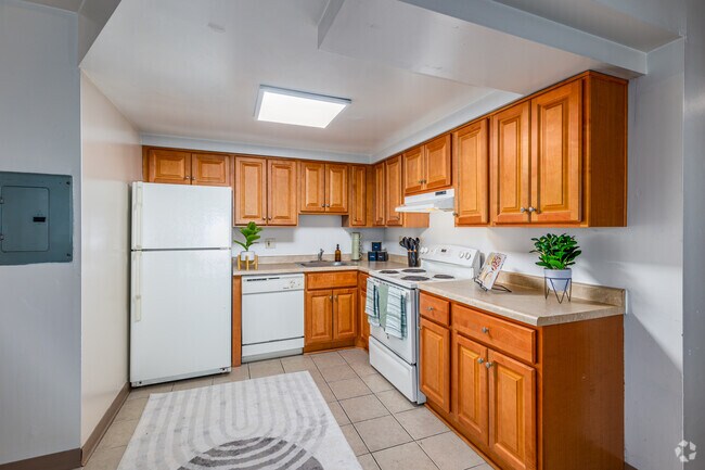 3 habitaciones, 2 baños - 924 pies cuadrados - Cocina - Bates Hill Apartments