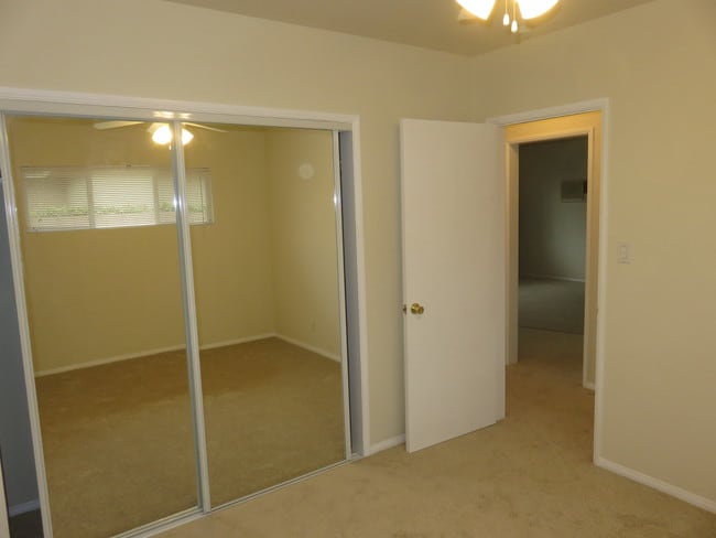 Bedroom - 314 N Monte Vista Ave