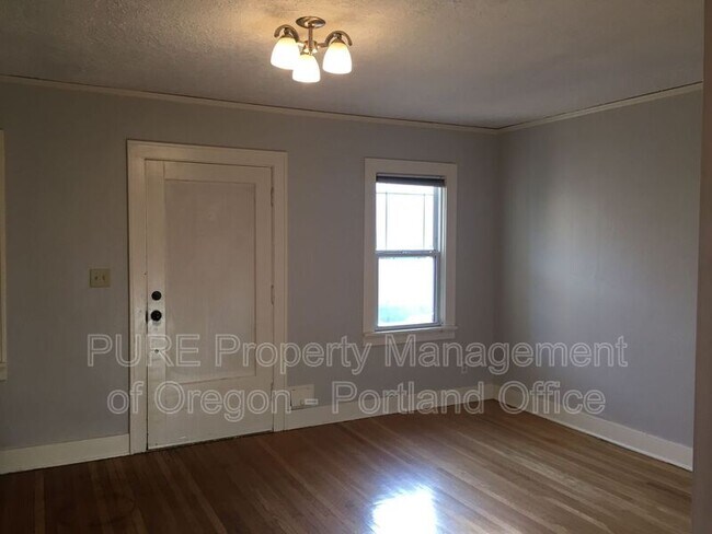 Foto del edificio - 2415 SE Madison St