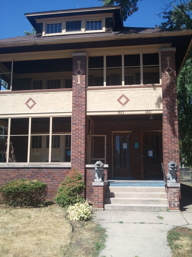 Building Photo - 1821 S 6th St
