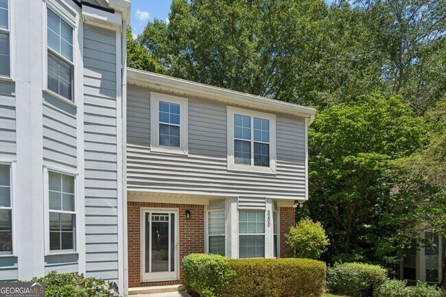 Building Photo - 5200 Laurel Bridge Dr SE