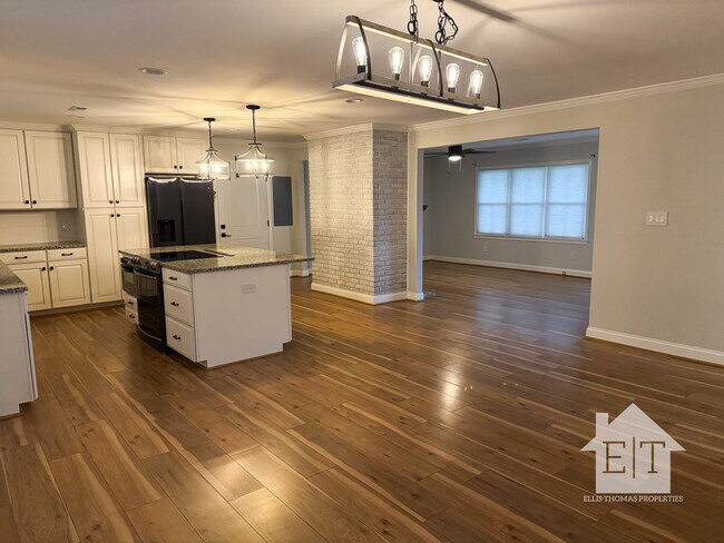 Foto del edificio - 478 Munns Mill Rd