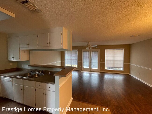Building Photo - 3 br, 2.5 bath House - 217 Camden Drive