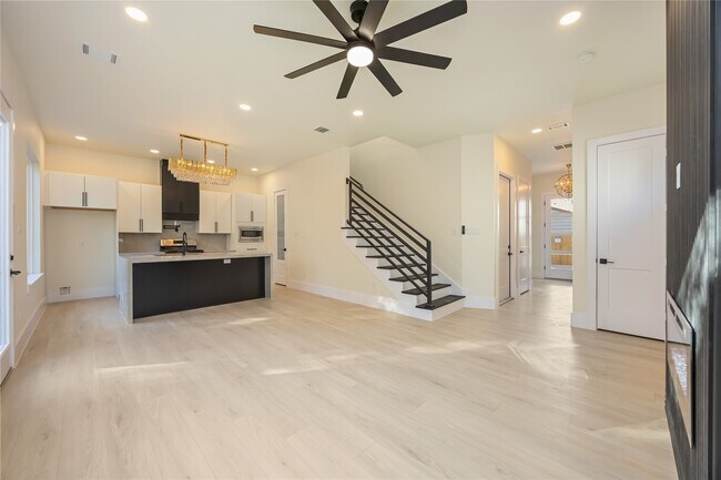 Foto del edificio - 7125 England St