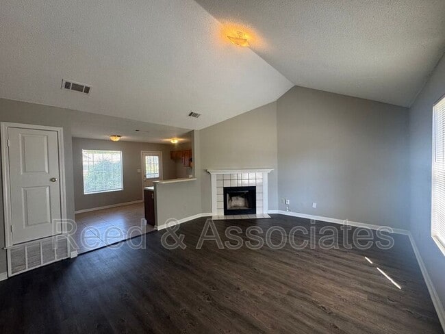 Building Photo - 4355 Cleopatra Dr