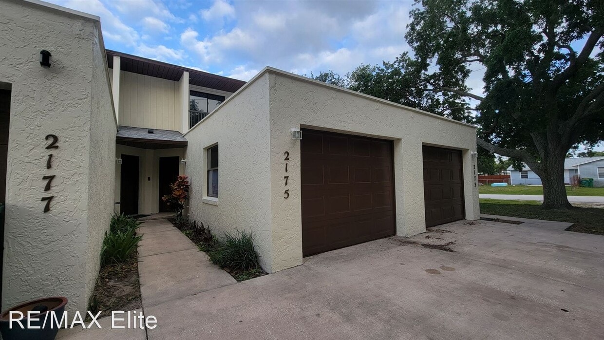 Primary Photo - 2 br, 1.5 bath House - 2175 Stewart Rd