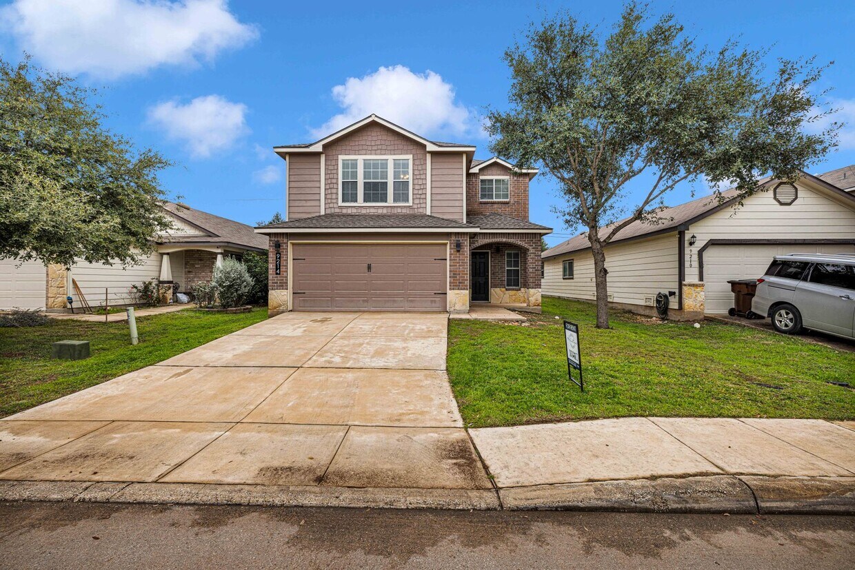 Primary Photo - Beautiful rental home in NW San Antonio av...