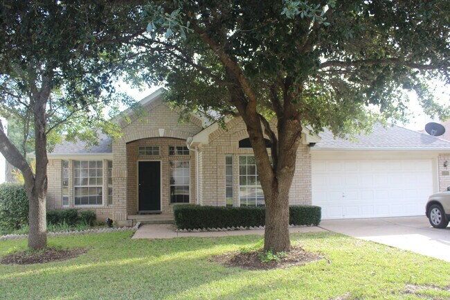 Foto del edificio - 15818 Hamden Cir