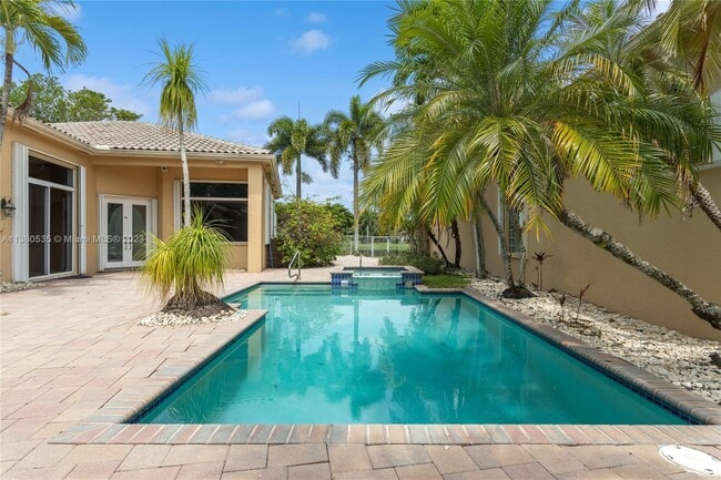 Building Photo - 2489 Bay Isle Dr