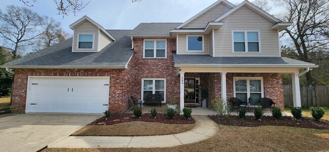 Building Photo - 584 Jack Dr