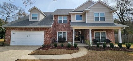 Building Photo - 584 Jack Dr