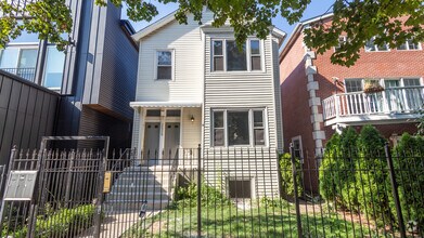Building Photo - 2524 W Palmer St