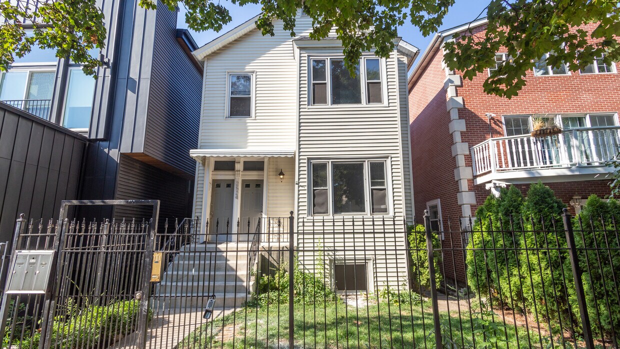 Foto principal - 2524 W Palmer St