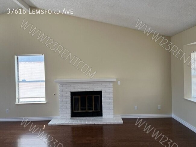 Building Photo - 37616 Lemsford Ave
