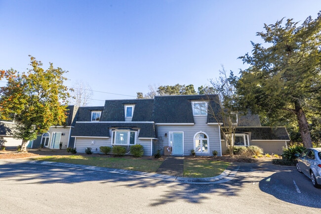 Building Photo - 6328 Wrightsville Ave
