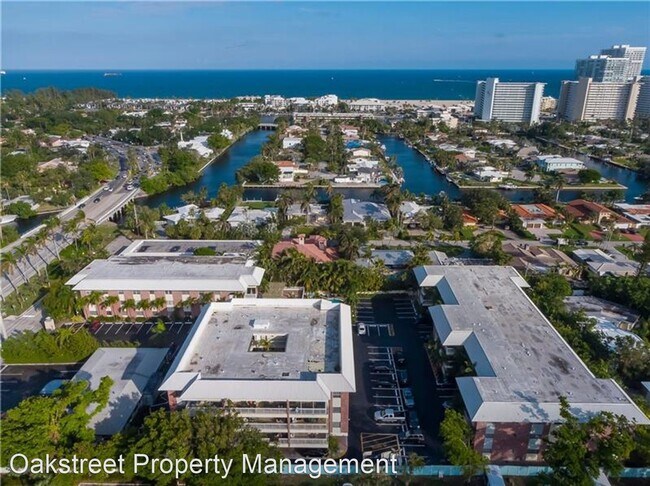 Foto del edificio - 1 br, 1 bath House - 2420 SE 17th Street #...