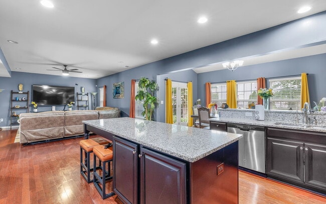 Foto del edificio - 225 Mayberry Ct