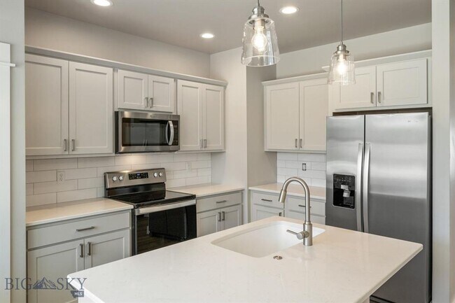 Foto del edificio - 349 Meriwether Ave