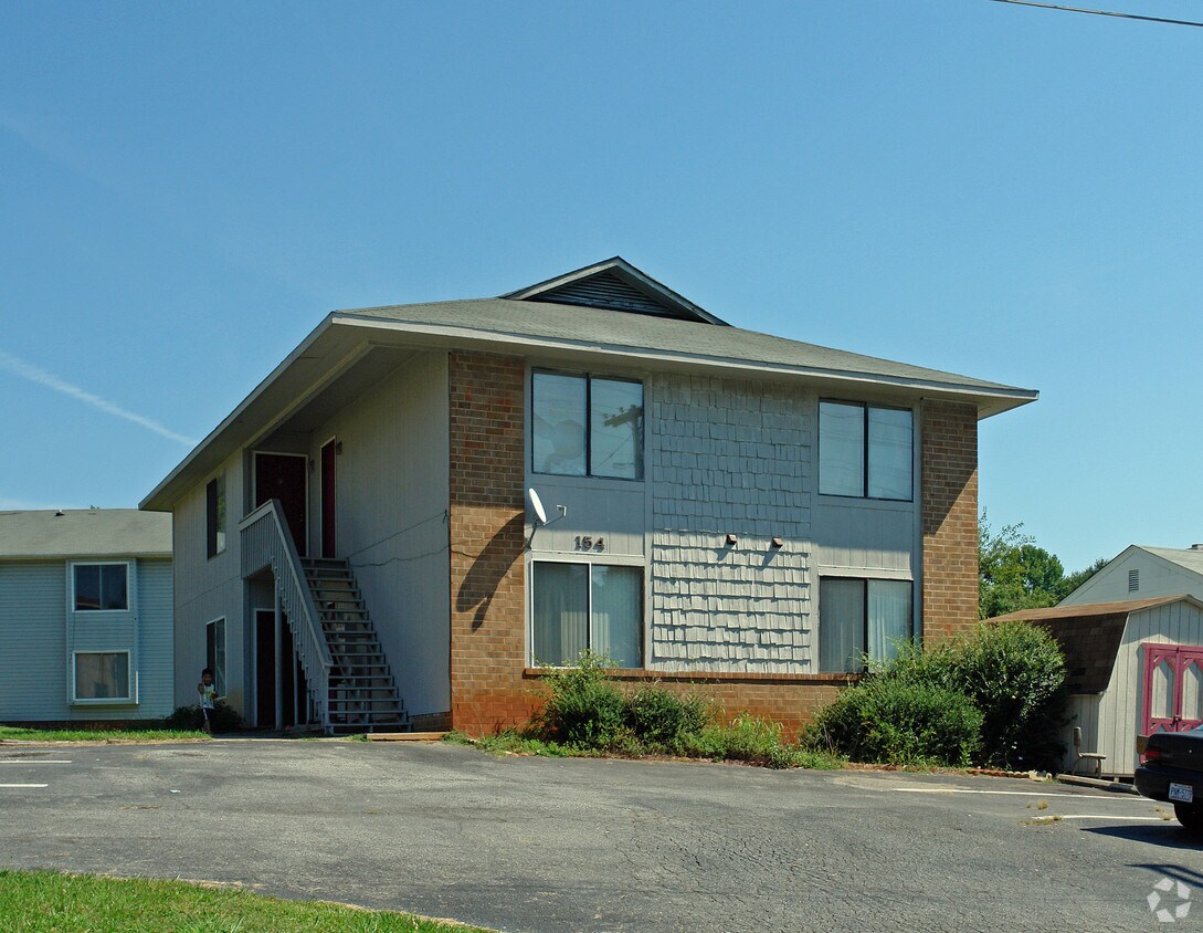 154 Kenilworth Dr, High Point, NC 27260 Apartments in High Point, NC