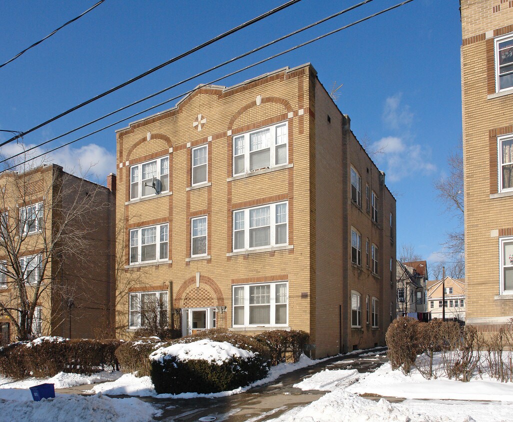 Primary Photo - 34 Redding St